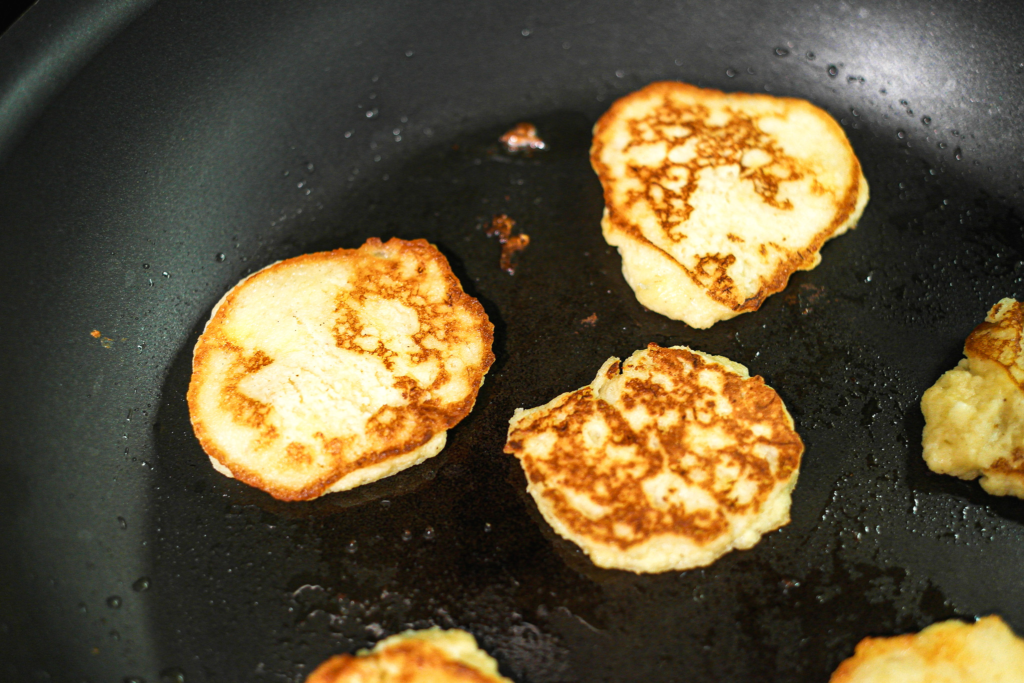 Toddler Banana Pancakes